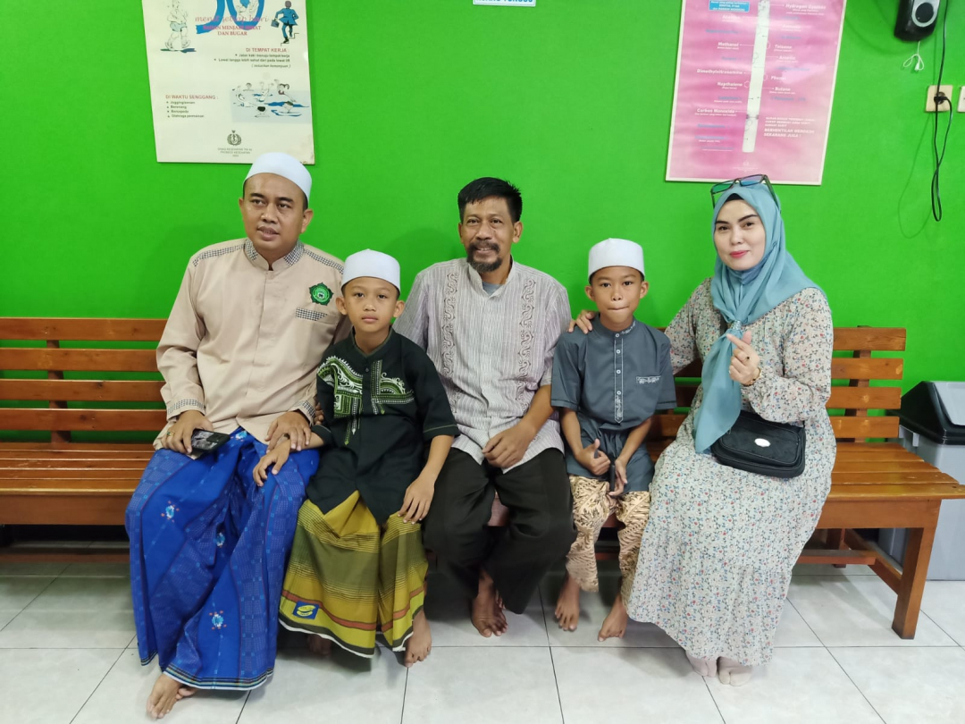 https://muhammad-fathan-setiawan.khitanan.id/dirmember/00000002/imamakbari/photo-13776-9610-l-202406030502.jpg