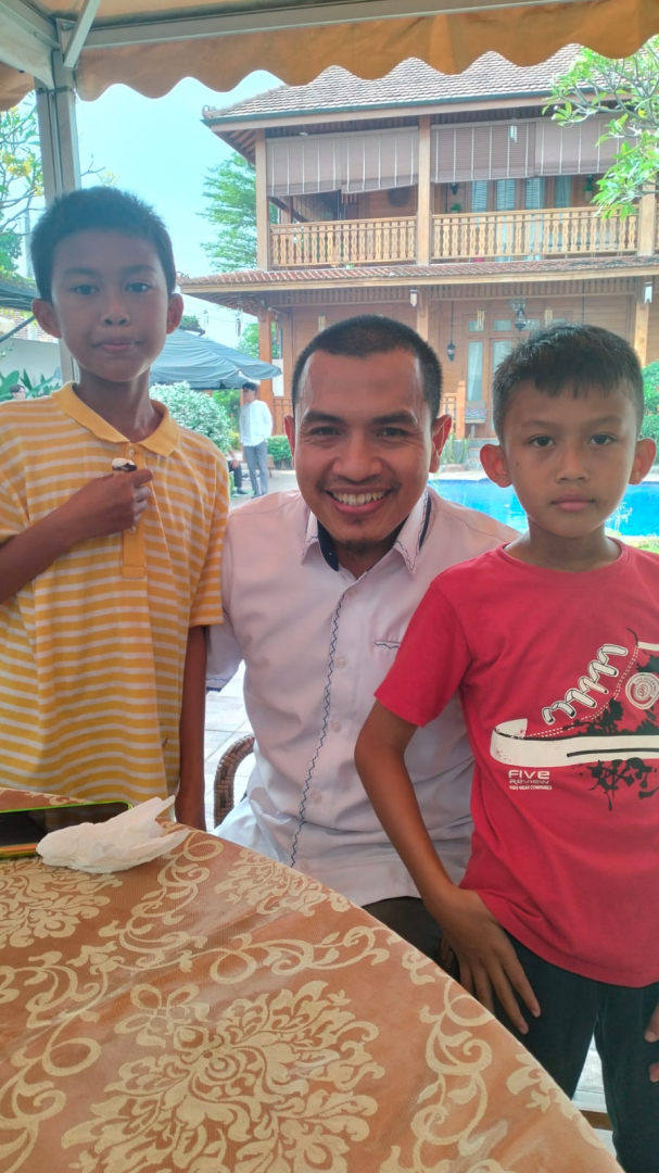 https://muhammad-fathan-setiawan.khitanan.id/dirmember/00000002/imamakbari/photo-13776-9612-l-202406030503.jpg